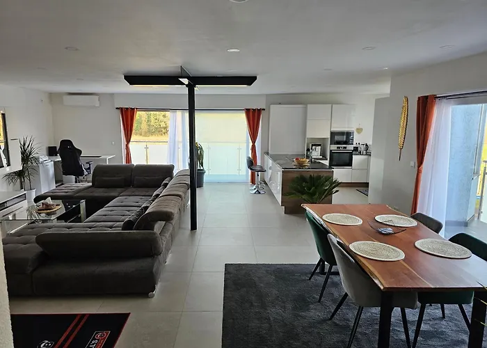 Sebastian's Royal Otigheim